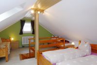 Schlafzimmer für bis zu 4 Personen - Bild 5: Ferienhaus Familie Ziller Crottendorf Erzgebirge