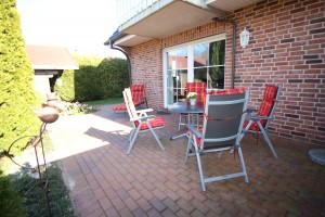Insel Rügen EG Ferienwohnung am Wieker Bodden ca. 500 m zum Wasser