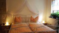 Schlafzimmer mit Doppelbett - Bild 5: Ferienwohnung Bad Schandau für 2 Personen