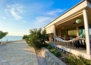 Bild: Camp Buqez - Beachvilla Stella No. 30 - mit Whirlpool